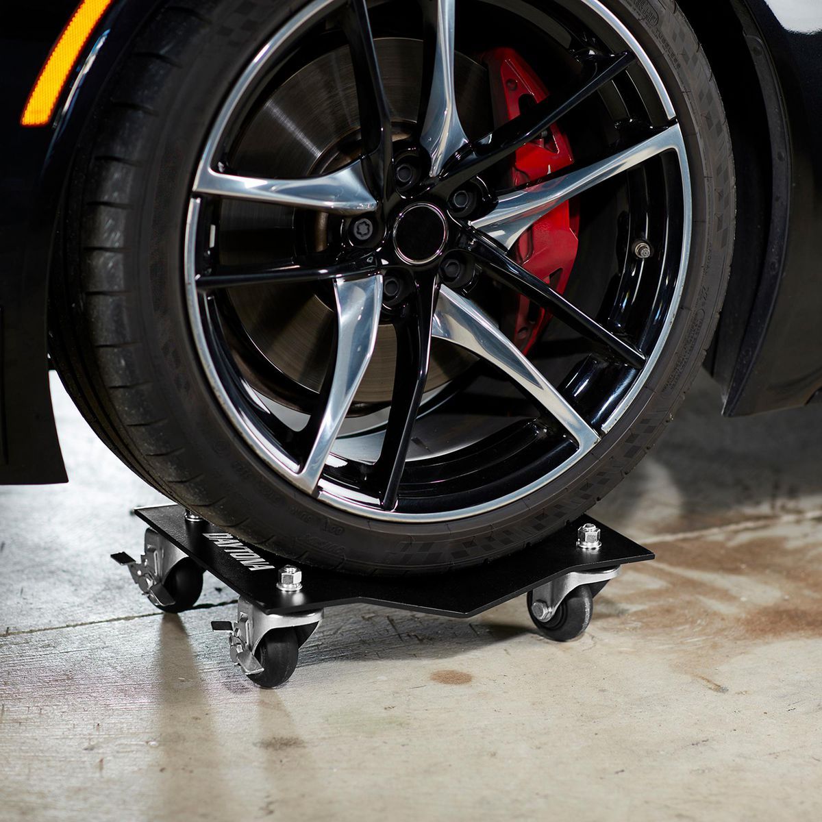 DAYTONA 2500 lb. Capacity Steel Vehicle Dollies, 2-Piece C8214