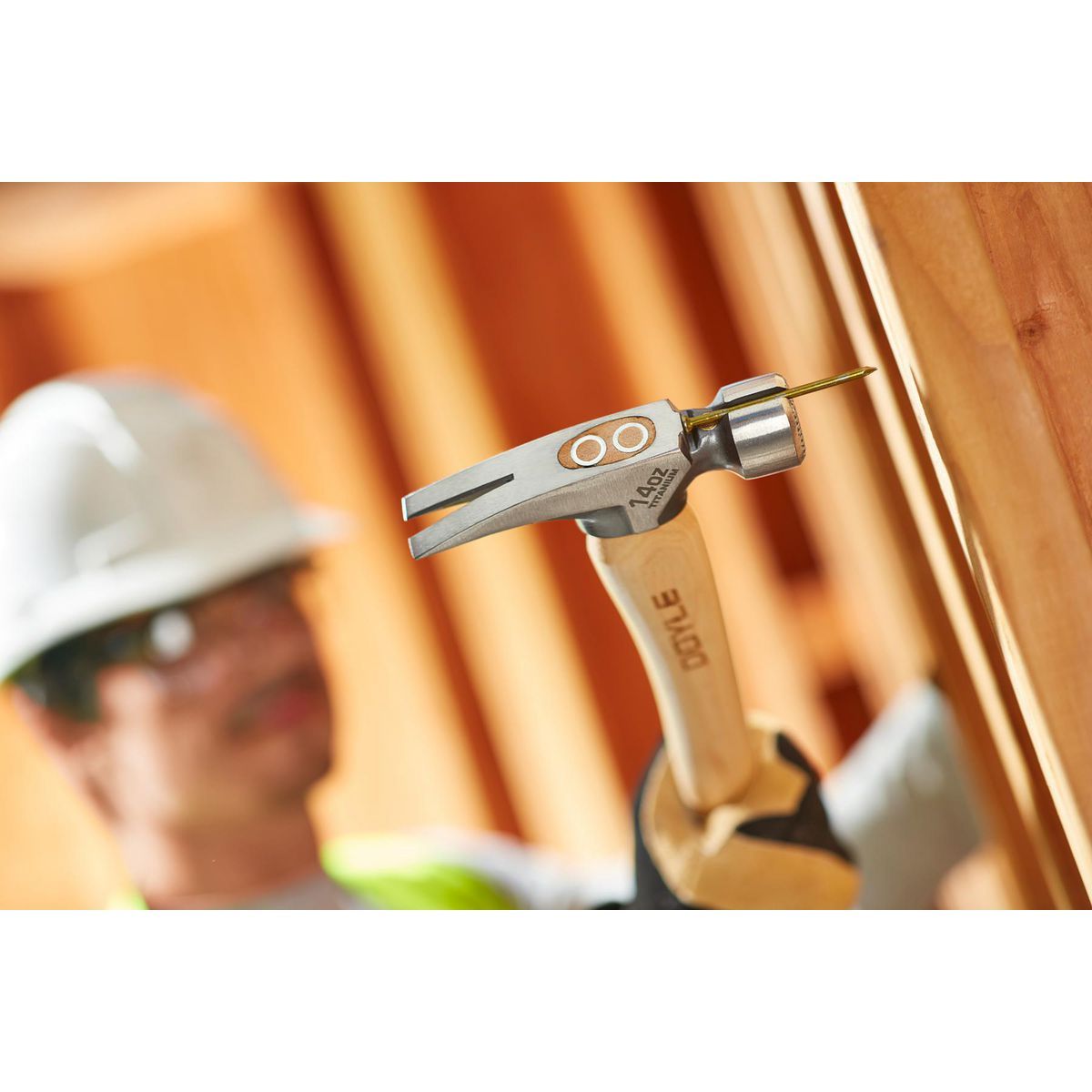 DOYLE 14 oz. Titanium Milled-Face Framing Hammer K839344