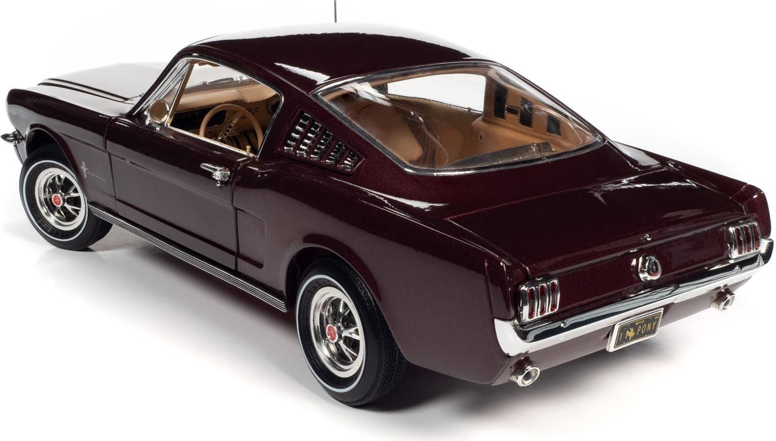 Auto World 1:18 Scale 1965 Ford Mustang 2+2 Diecast Model B623