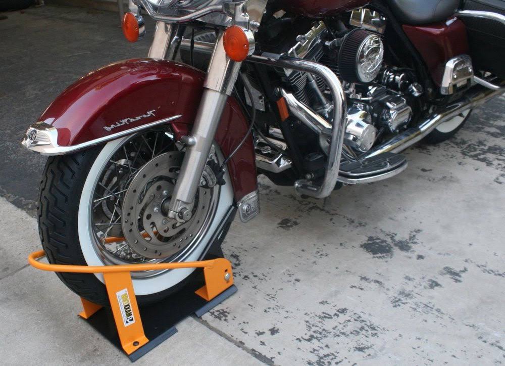 Pittsburgh Motorcycle 1800 lb. Capacity Wheel Chock Q3241