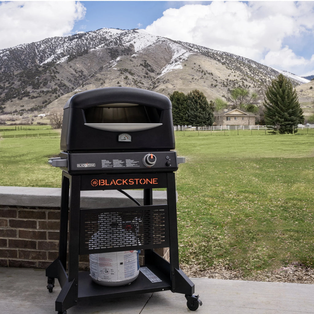 Blackstone Propane Pizza Oven with 16 Rotating Stone and Stand M33266