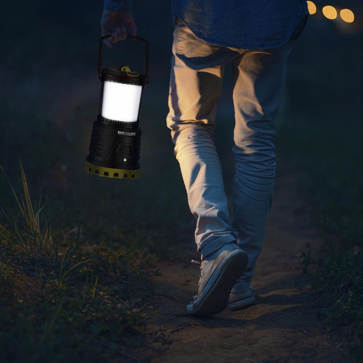 BRAUN 2000 Lumen Rechargeable Waterproof LED Lantern P309927