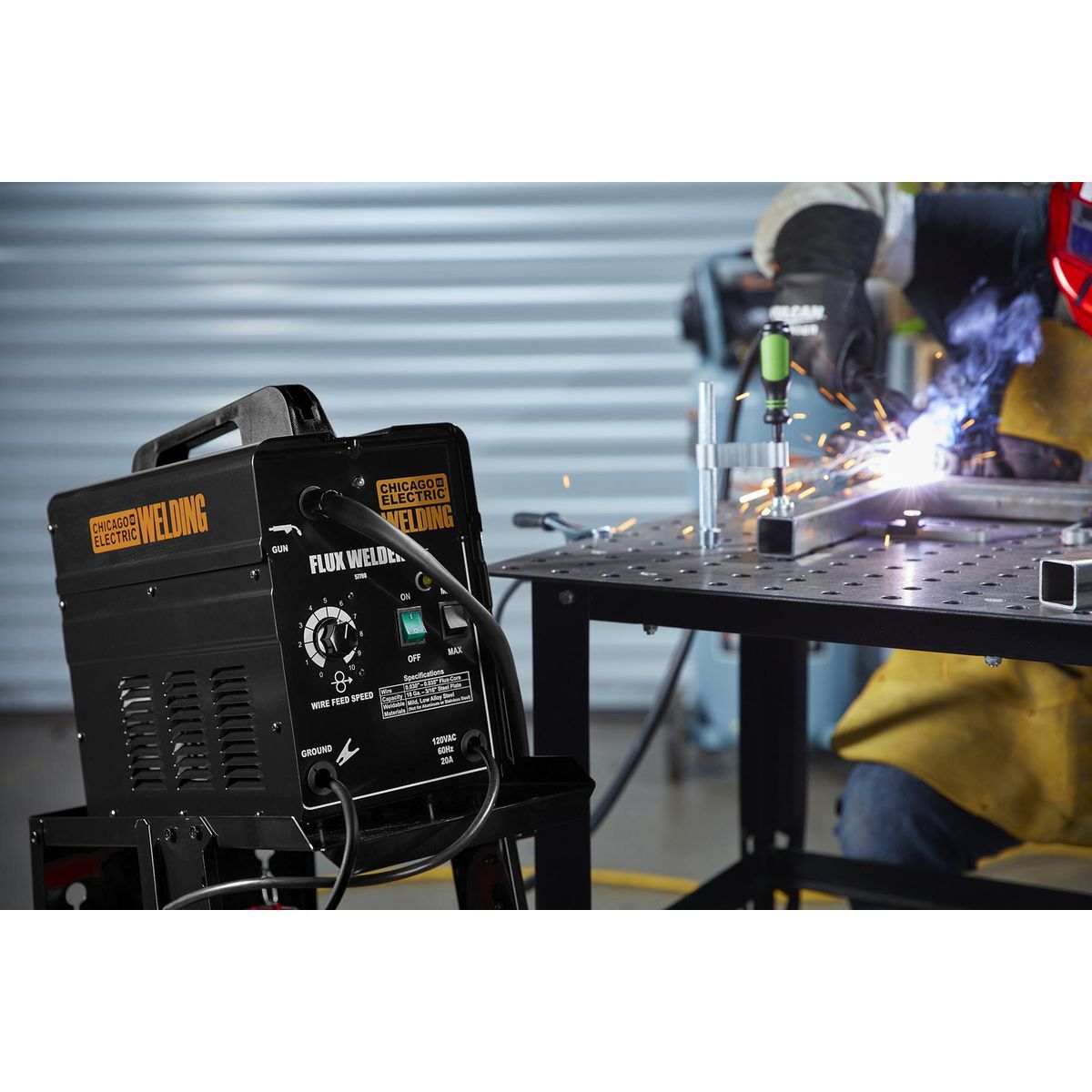 CHICAGO ELECTRIC Flux 125 Welder K947