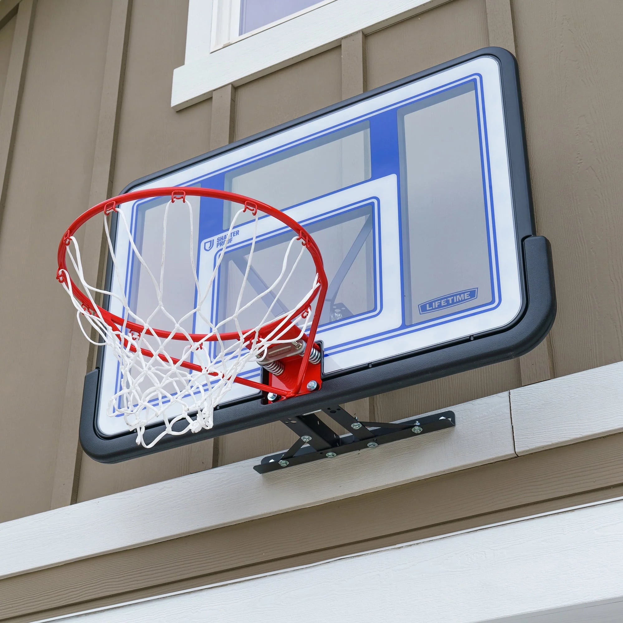 Lifetime 44 Inch Polycarbonate Basketball Backboard and Rim Combo O797319