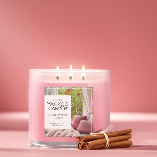 Yankee Candle Sugared Cinnamon Apple Scented Candle, 22oz Large Jar V569036
