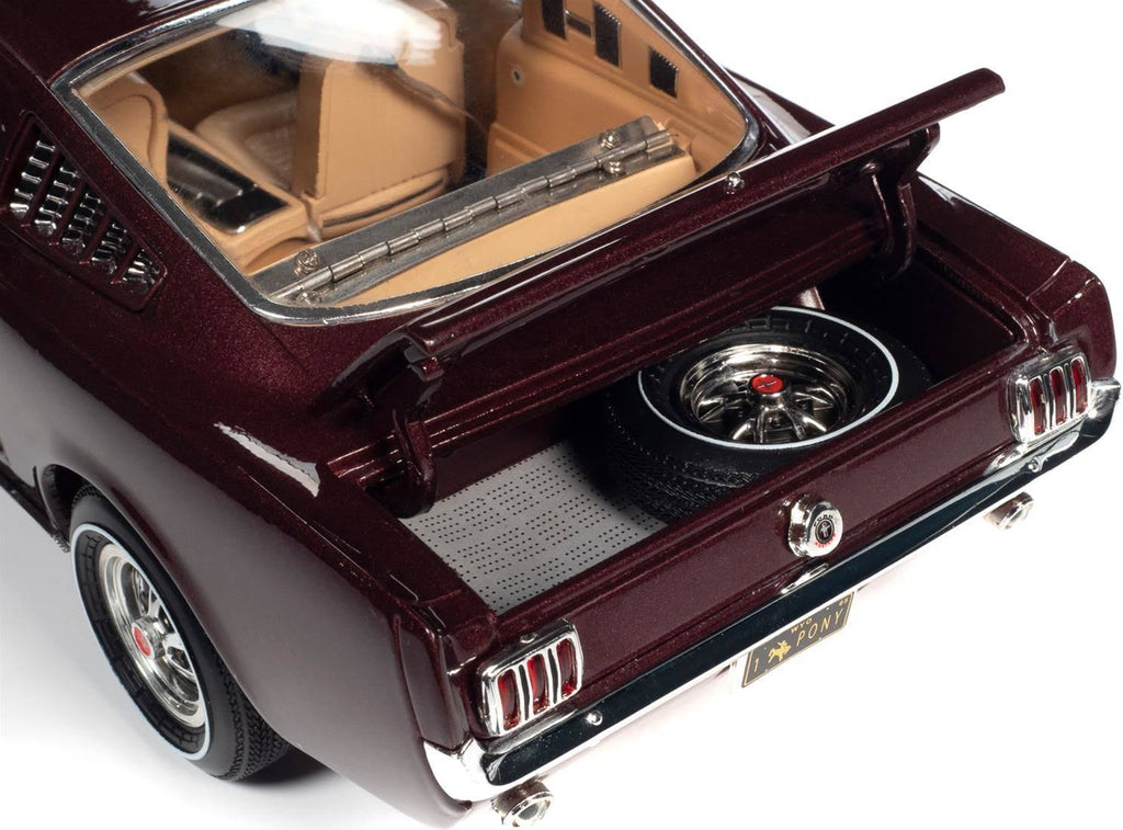 Auto World 1:18 Scale 1965 Ford Mustang 2+2 Diecast Model B623