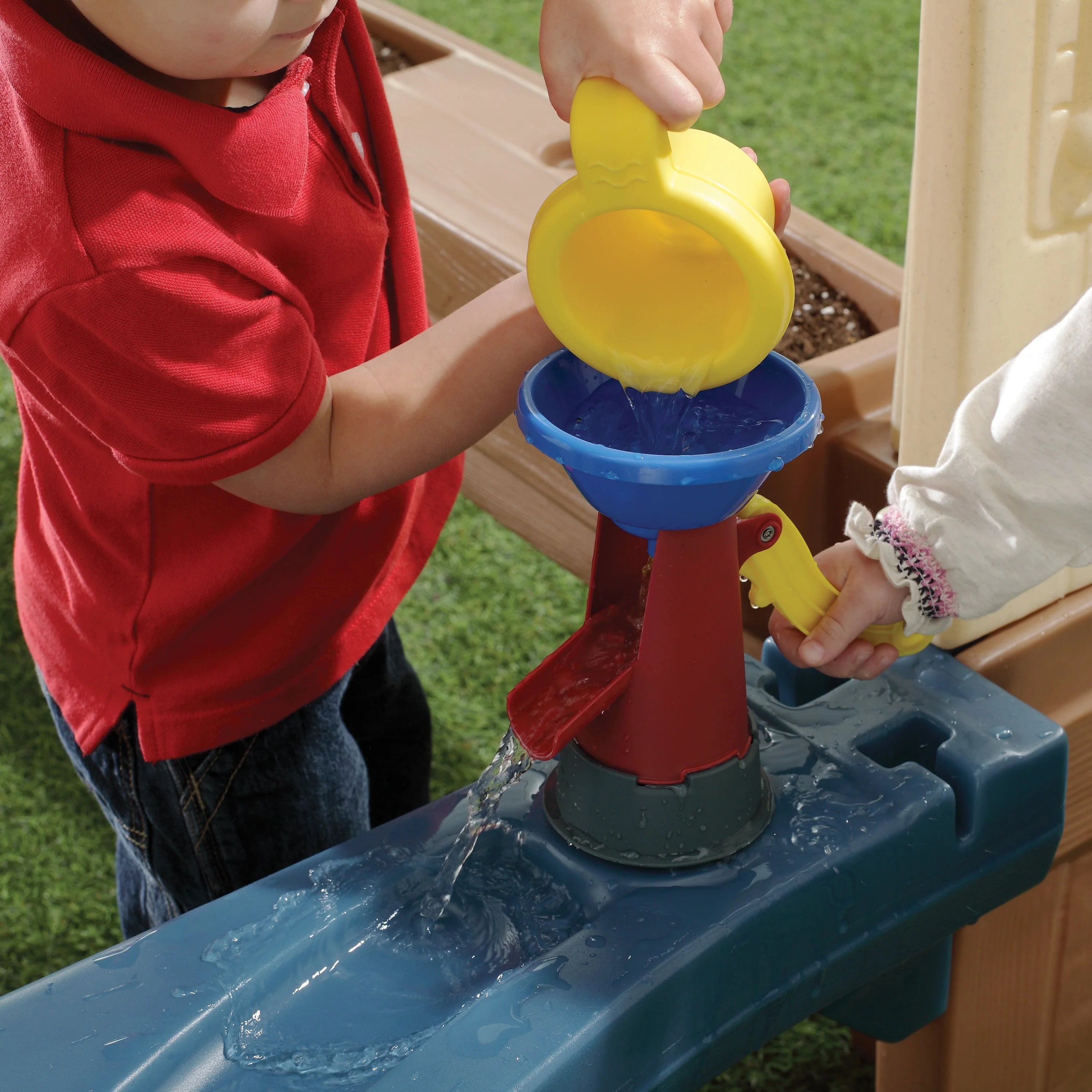 Step2 Great Outdoors Brown Toddler Playhouse with Grill and Planter E865208