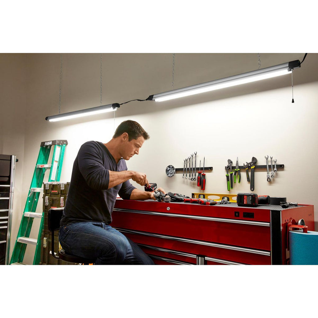BRAUN 5500 Lumen 4 ft. Linkable LED Shop Light A64703