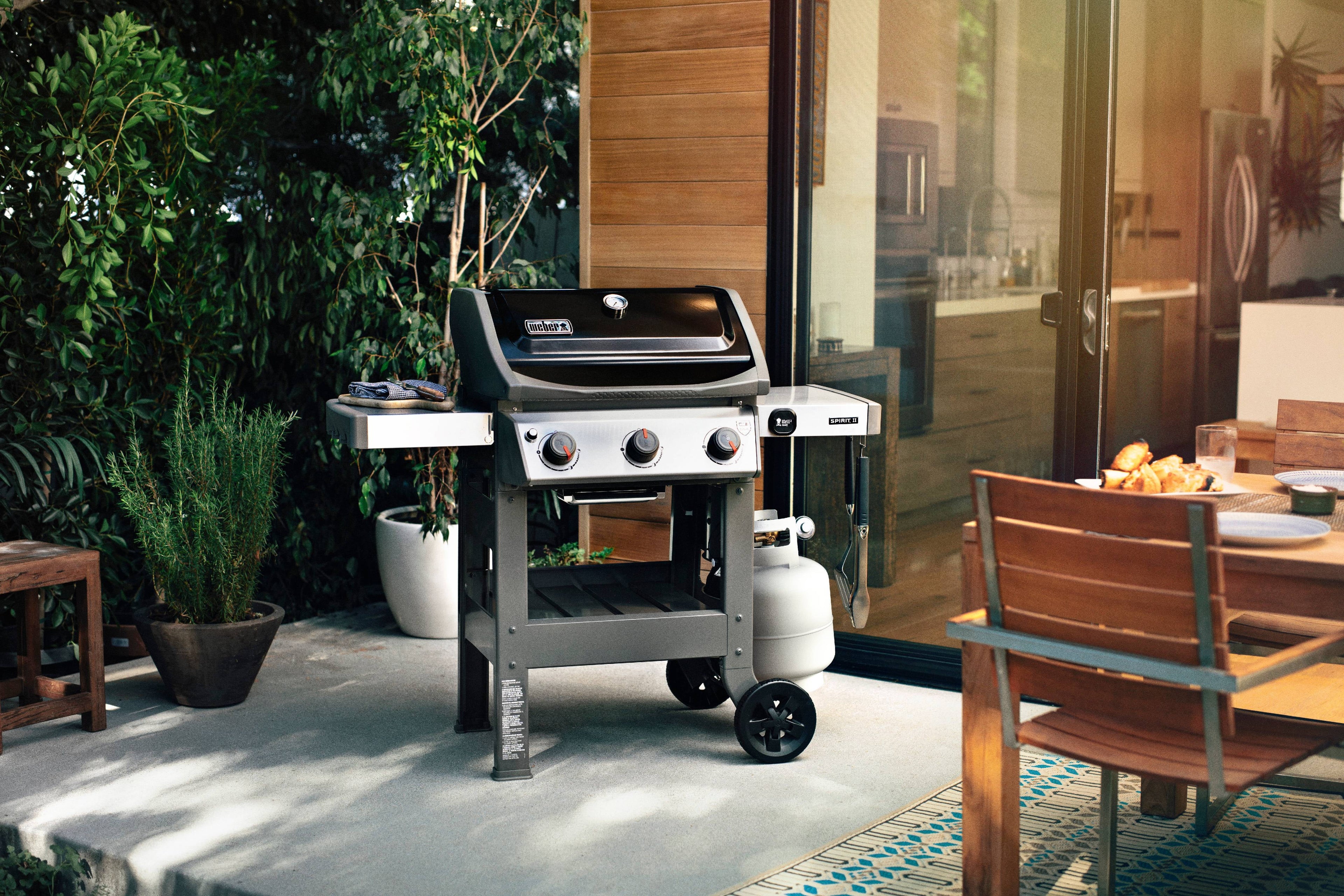 Weber Spirit II E-310 Gas Grill, Black N3687