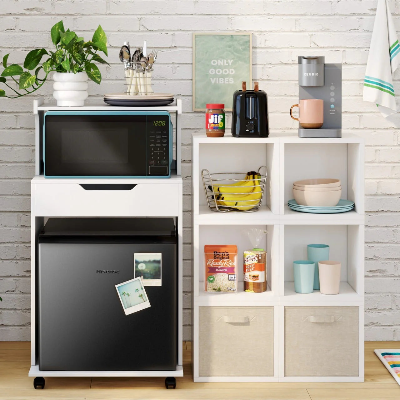 Keurig K-Iced Essentials Gray Iced and Hot Single-Serve K-Cup Pod Coffee Maker S5122