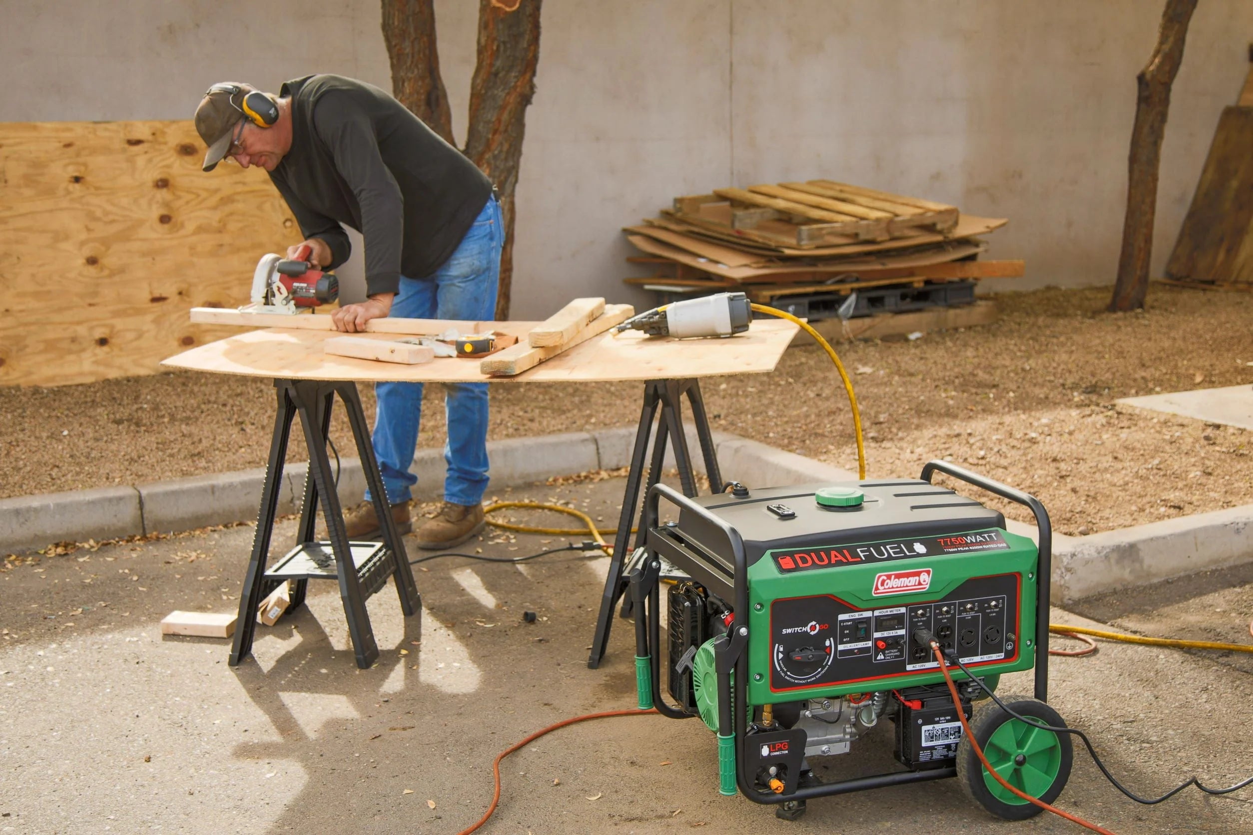 Coleman DF7750 Gas Powered 7750W Ride-On Generator O20617