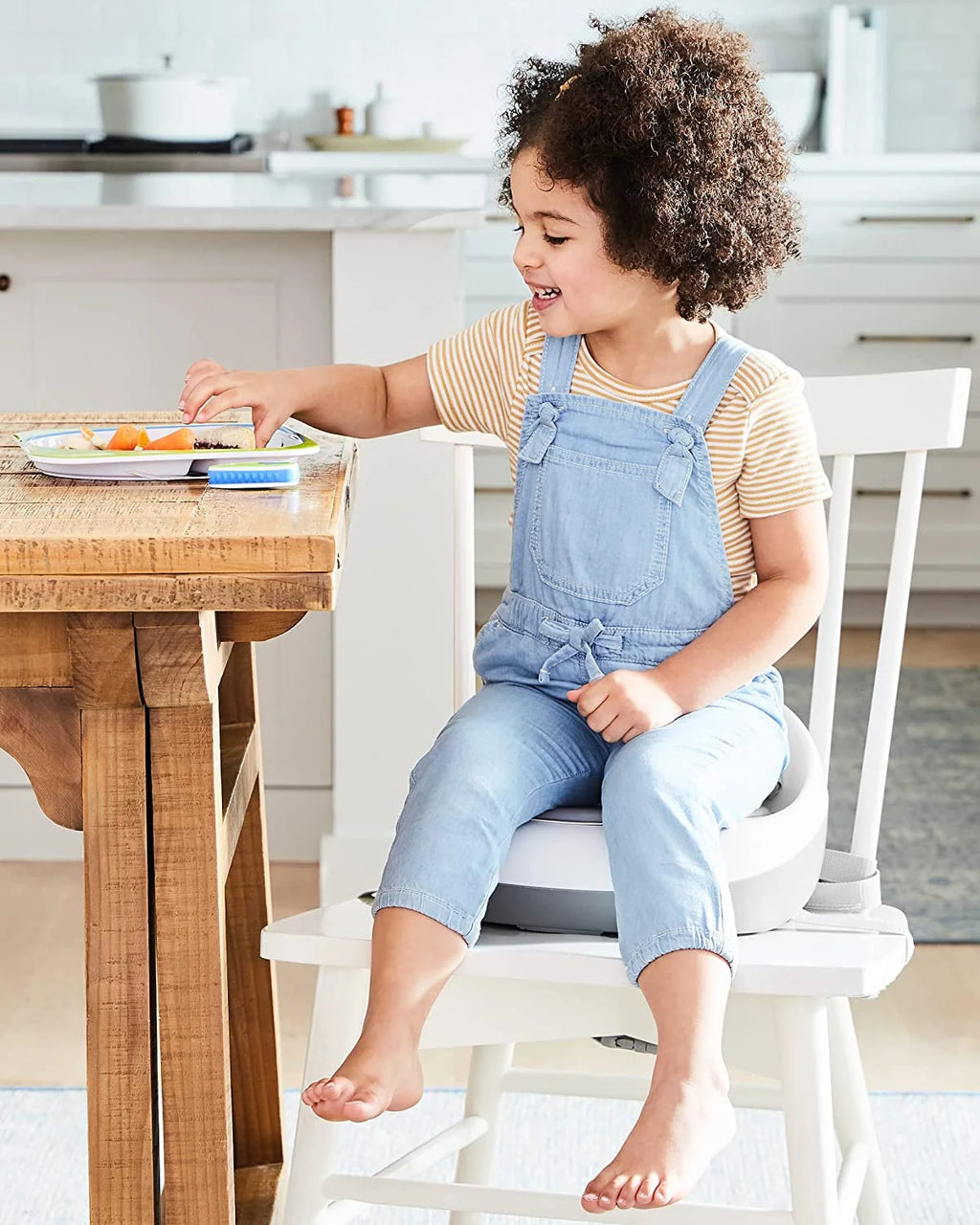 Skip Hop Booster Seat for Dining Table, Grey/White Q92834