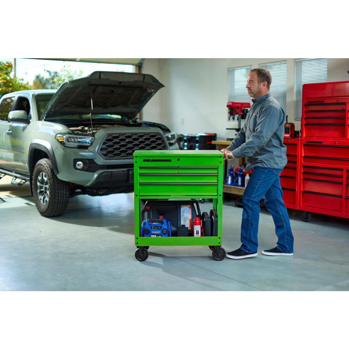 U.S. GENERAL 30 in. 4-Drawer Tech Cart, Red Y546116