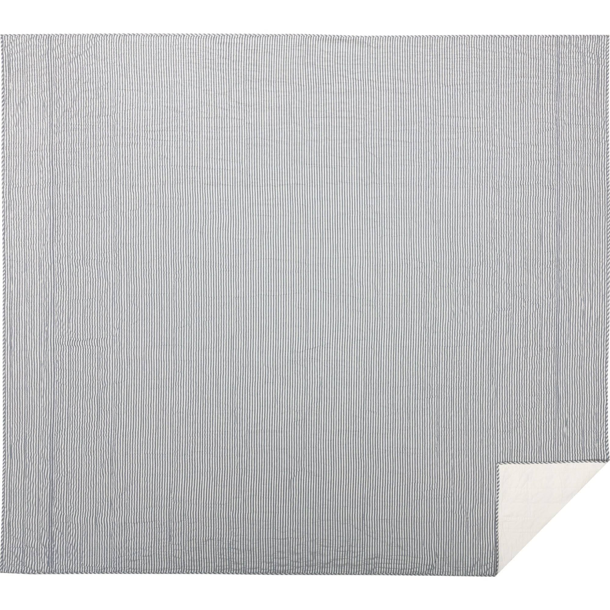 Sawyer Mill Blue Ticking Stripe Queen Quilt Coverlet L976166