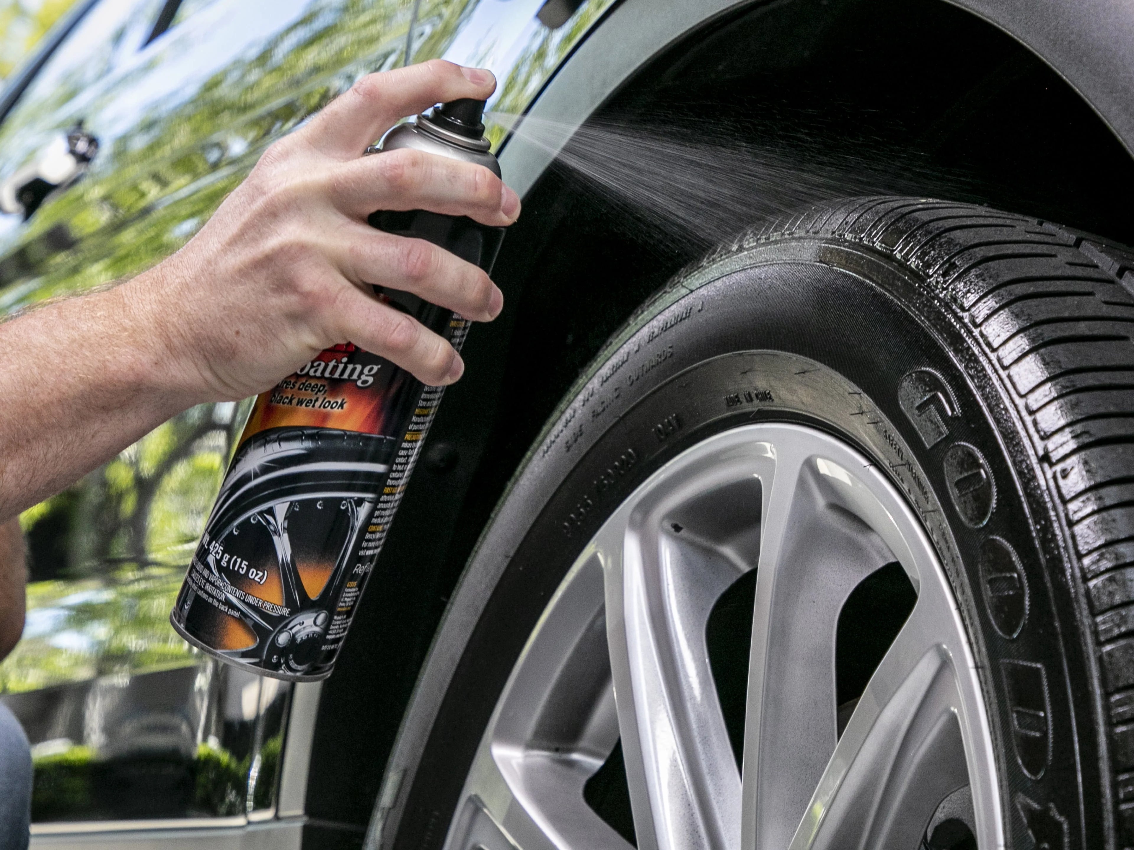 Meguiar's Hot Shine High Gloss Tire Coating, 15 oz Aerosol Y8354