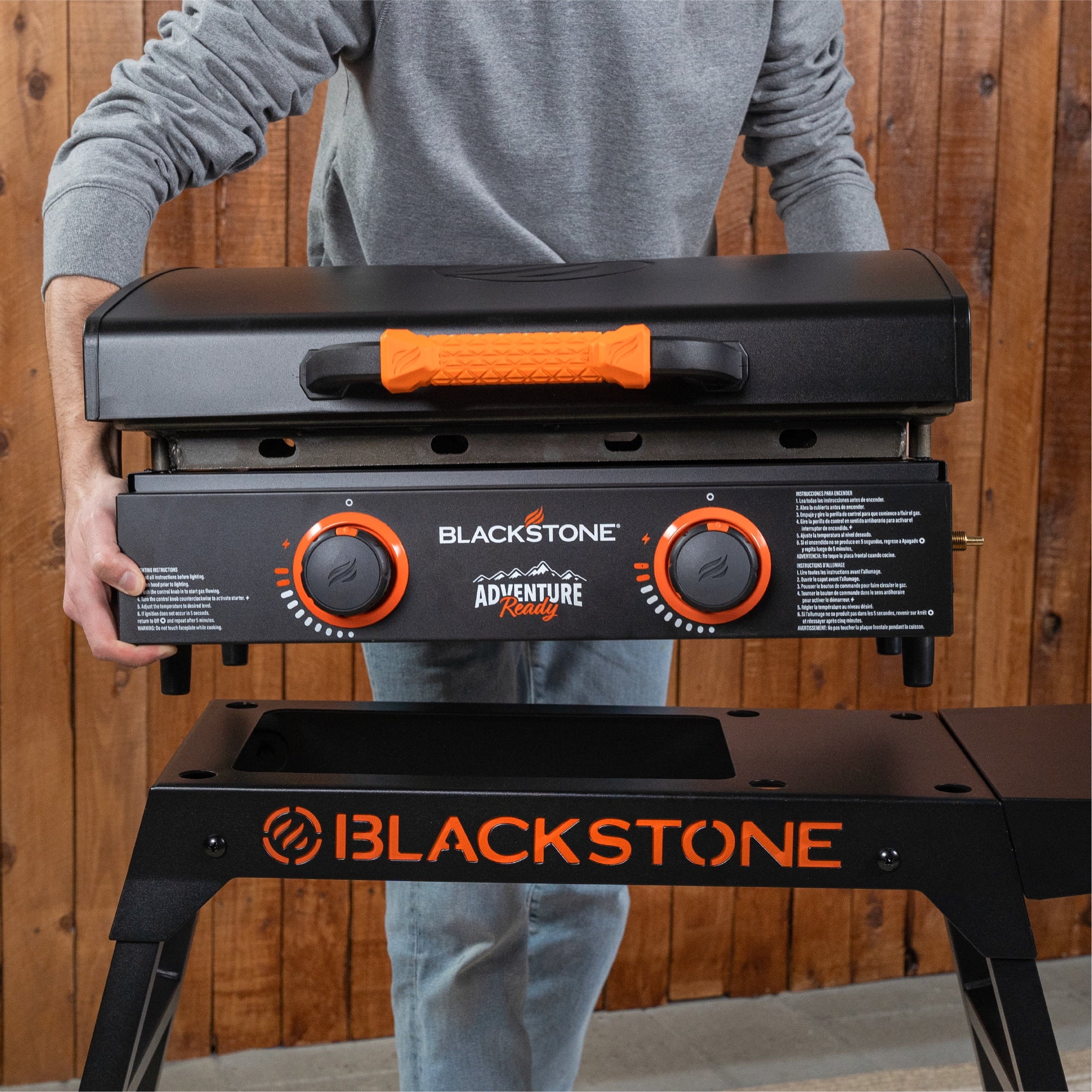 Blackstone Adventure Ready 22 Omnivore Propane Griddle with Stand K5219