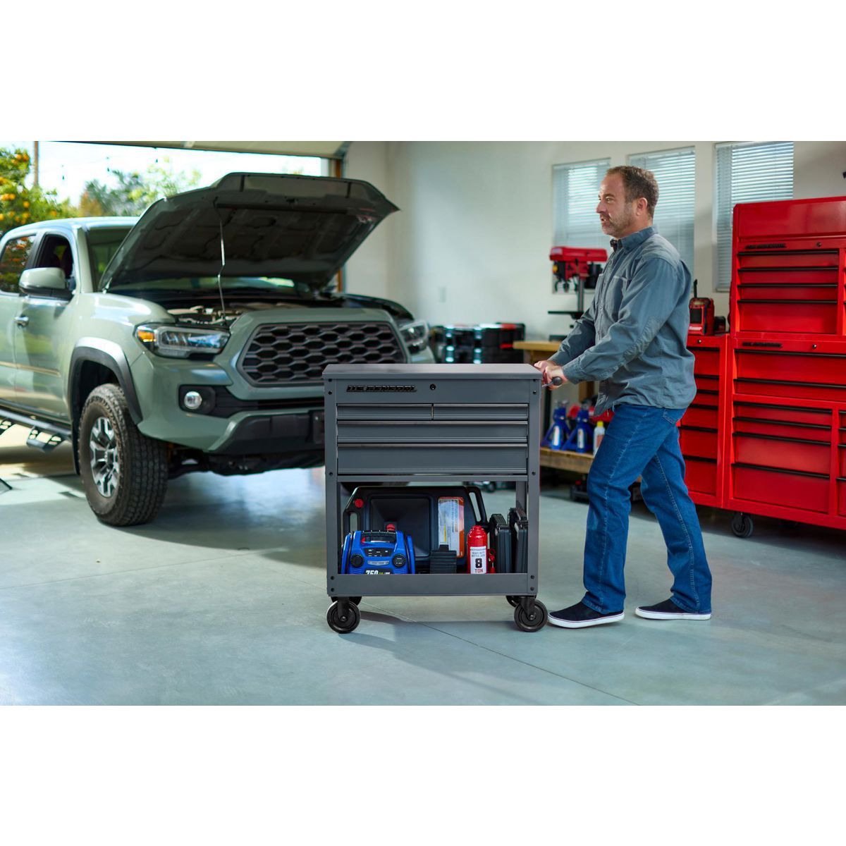 U.S. GENERAL 30 in. 4-Drawer Tech Cart, Red Y546116