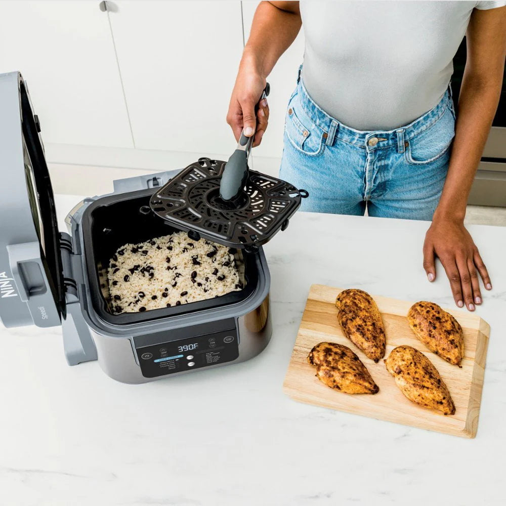 Ninja Speedi Rapid Cooker & Air Fryer SF302A, 6-Quart Y463215