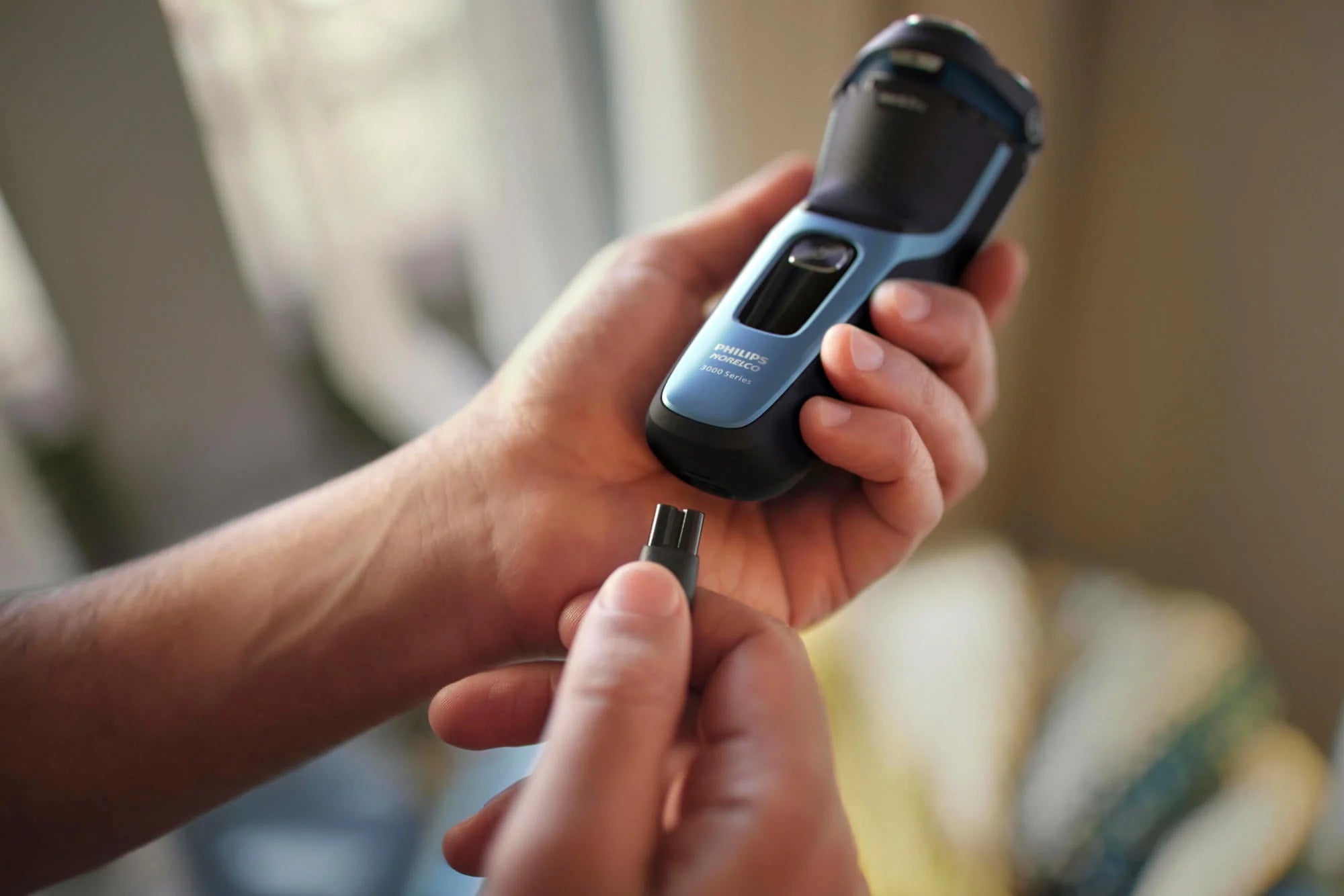 Philips Norelco Shaver 3600 Rechargeable Wet & Dry Electric Shaver with Pop-Up Trimmer G1676
