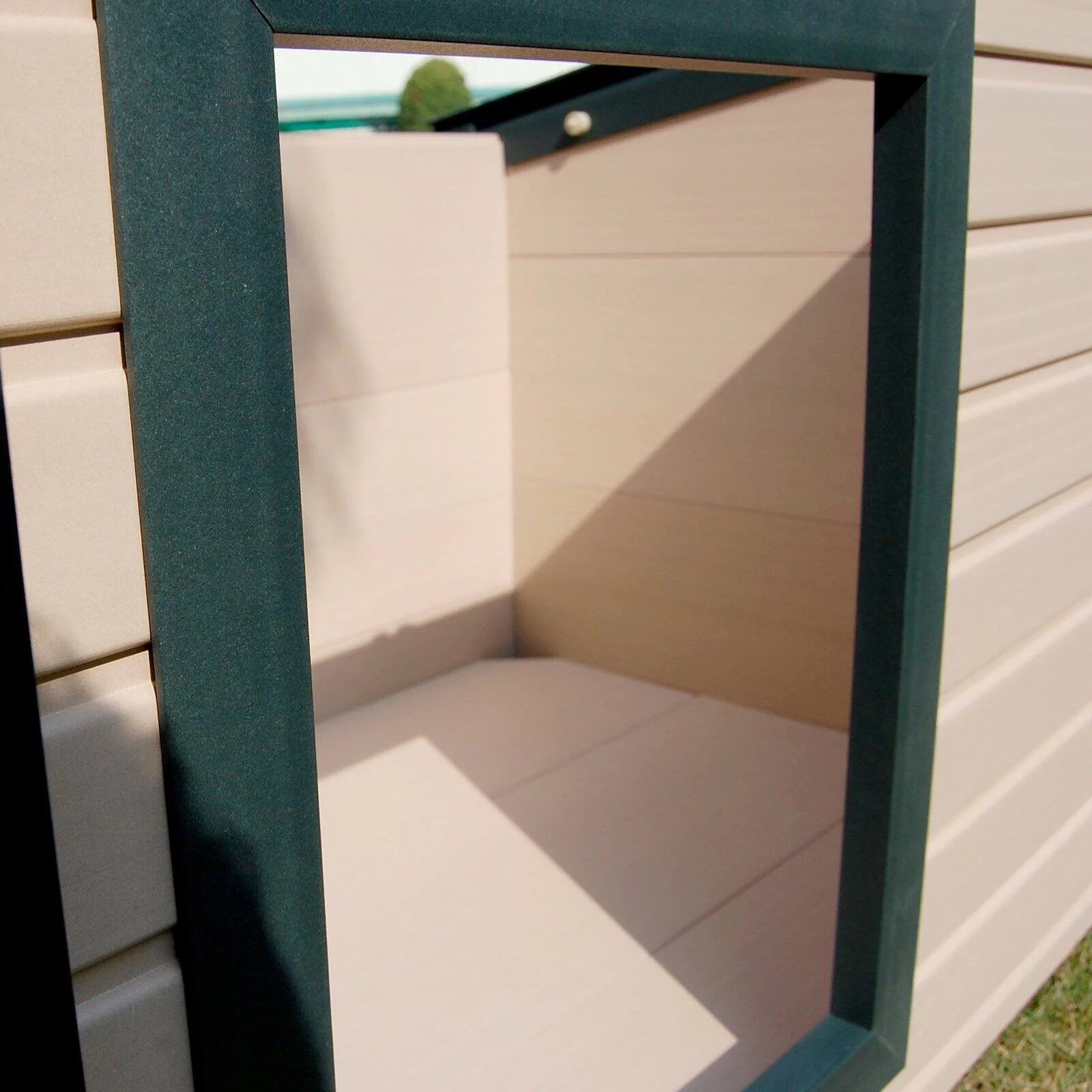 New Age Pet ECOFLEX Lodge Dog House, Extra Large Q38375