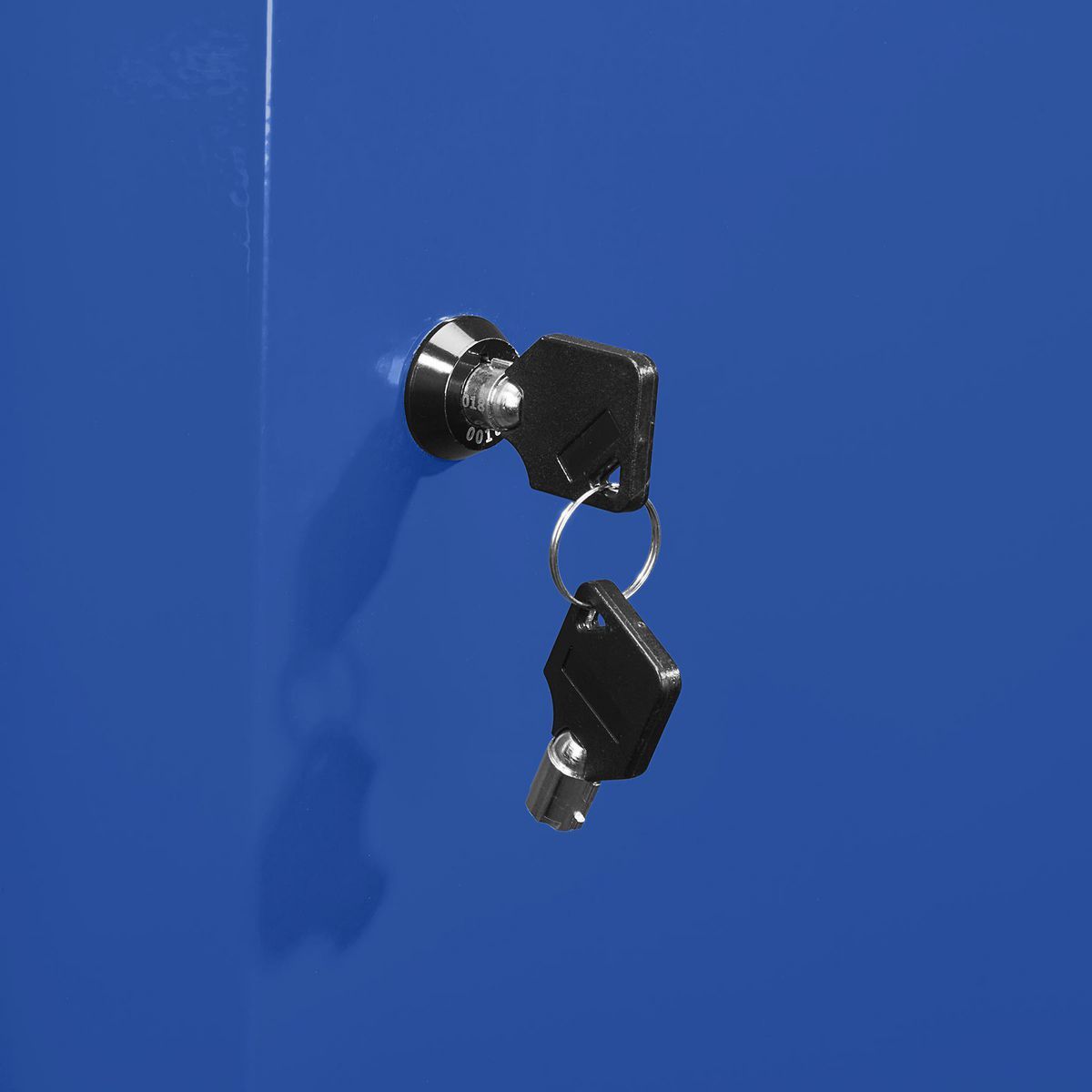 U.S. General 22 in. End Locker, Series 3, Blue Y30292
